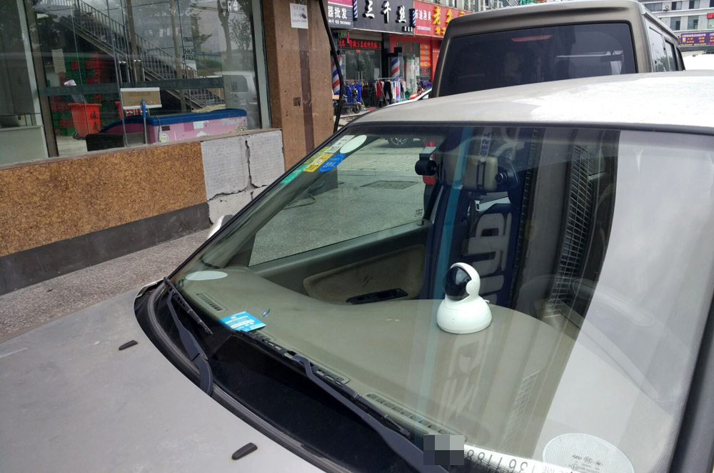 小蚁摄像机能够做什么,小蚁摄像头只能在家里监控吗