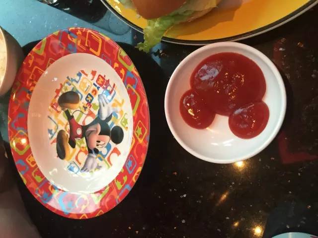 迪士尼好莱坞酒店什么能够带走,迪士尼好莱坞酒店标准房