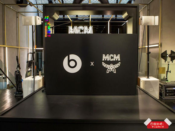 beats耳机黑金限量款,beats限量版mcm