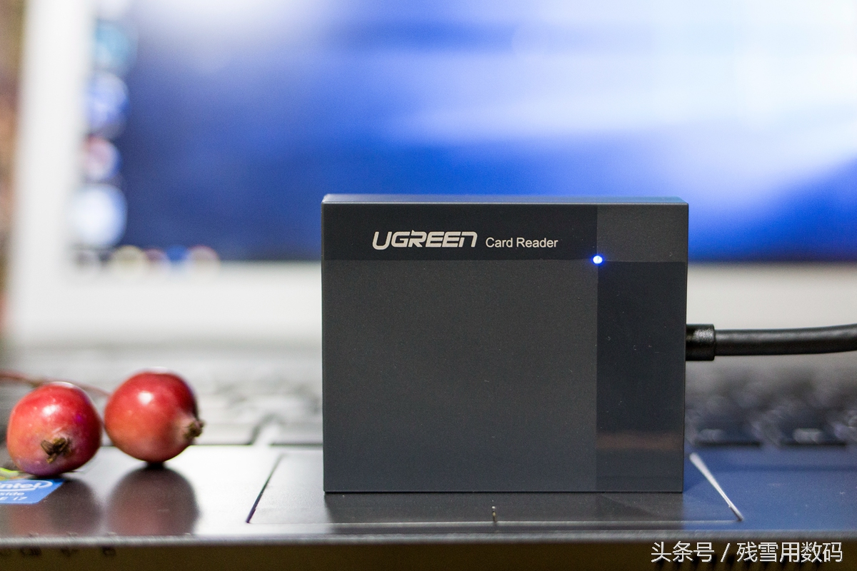 数码必备利器——绿联USB3.0多功能读卡器