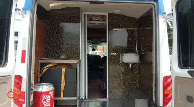 依维柯2046房车改装全过程,依维柯都灵v改房车