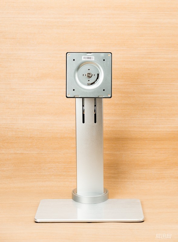 外壳和显示效果一样都是硬货——ZEOLS241显示器评测