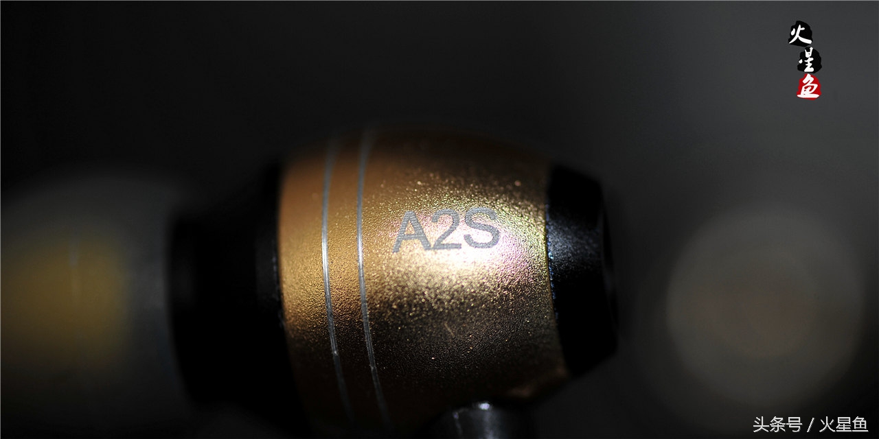 其貌不扬却音质很好的有线耳机,不出名但音质好的蓝牙耳机