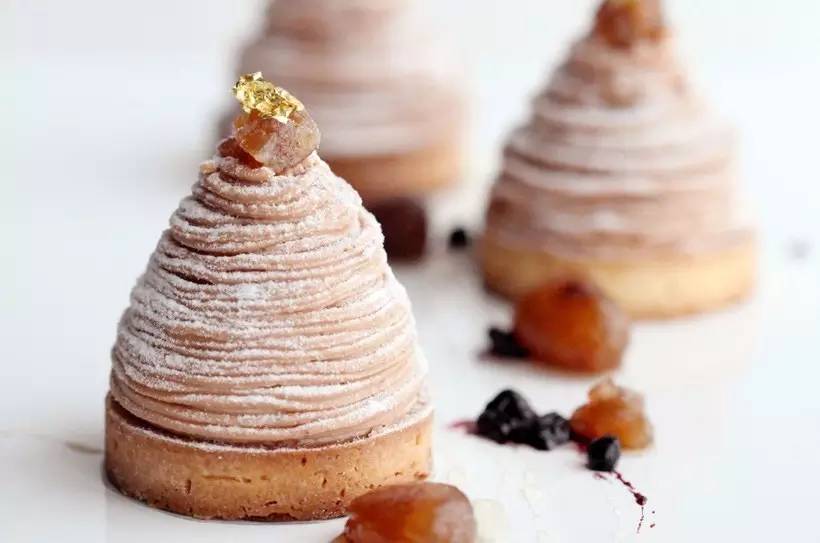 马卡龙蓝色法式,法式马卡龙和意式马卡龙的差别