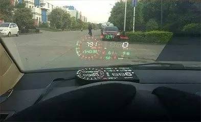 hud抬头显示怎么不语音播报,hud抬头显示模式不固定