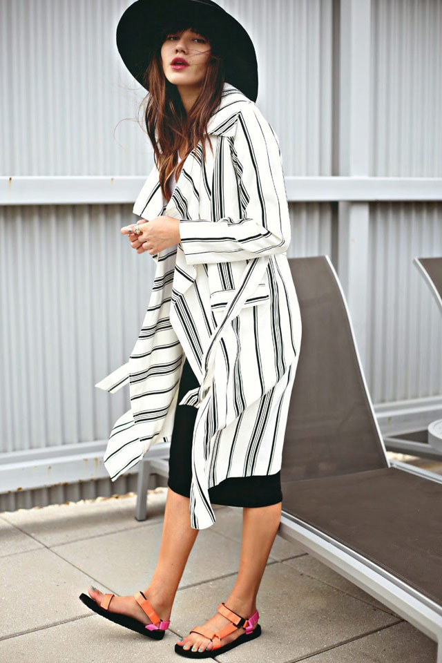 刘雯百丽同款凉鞋,刘雯凉鞋推荐