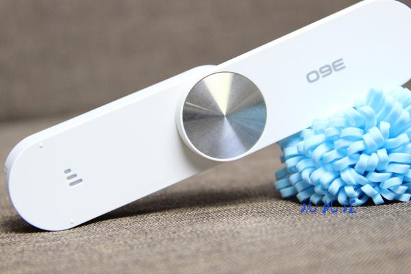 给信号充值360WiFi扩展器让家里的wifi不留死角