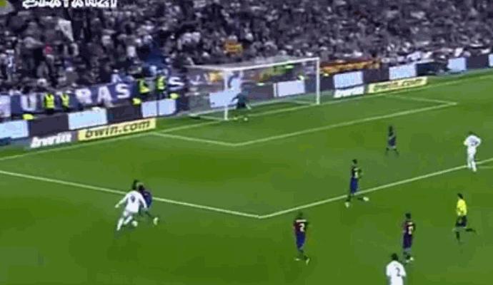 拉莫斯皮克中卫,现役足坛十大中卫拉莫斯皮克