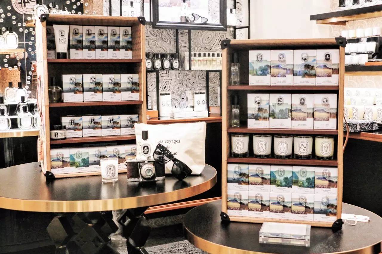 最实用的旅行化妆使用包,短期旅行带什么化妆包