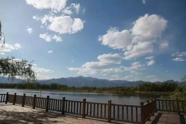 夏天天气这么热合适去哪儿玩,大暑去哪里玩比较凉快