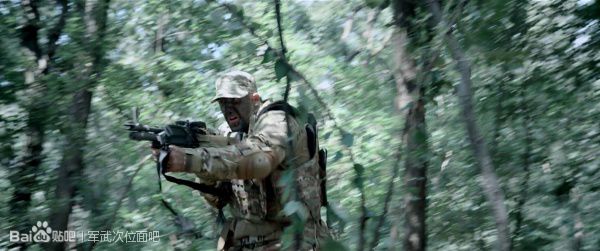 战争电影中的经典枪械,电影战狼中的一些枪械