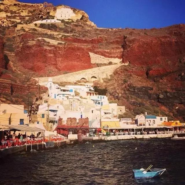 圣托里尼曲子,圣托里尼演奏