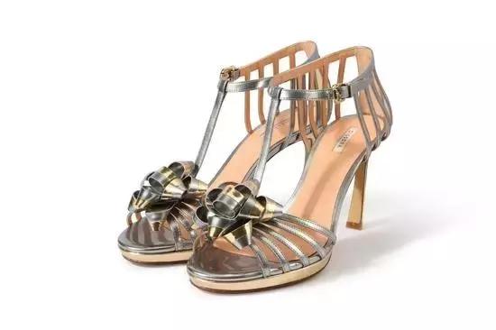 高圆圆最新背的包包,高圆圆剧中包包