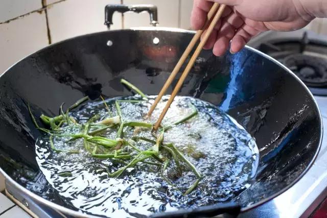 弄惠灵顿牛排放什么蔬菜,惠灵顿牛排放什么蘑菇最好