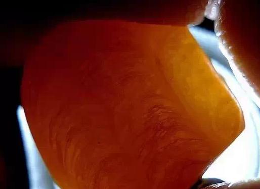 一般模仿蜜蜡的是什么东西,从哪几个方面鉴定蜜蜡的好坏