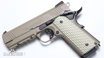 战争电影中的经典枪械,电影战狼中的一些枪械