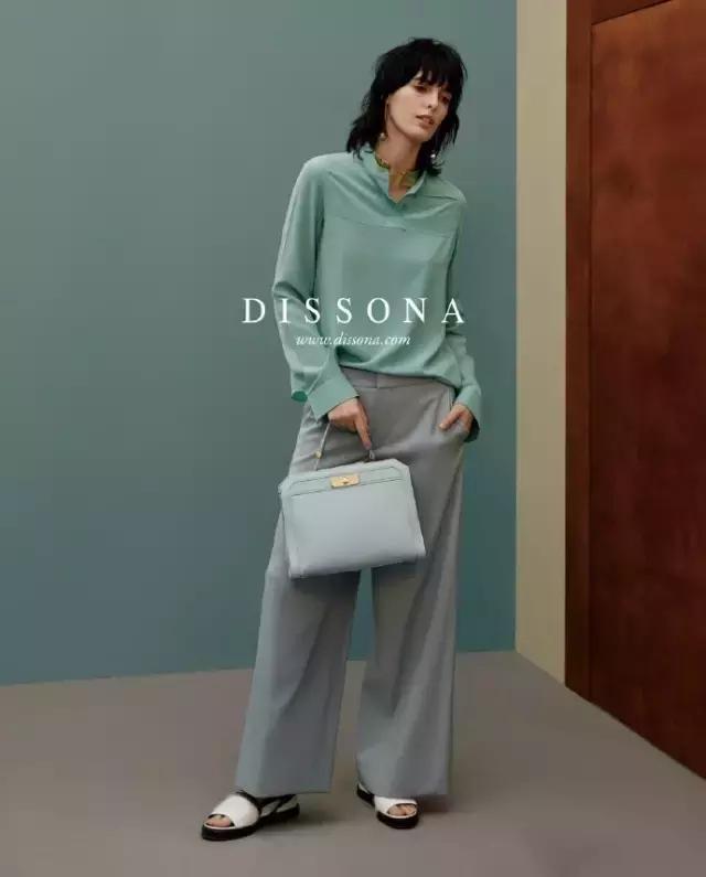 高圆圆最新背的包包,高圆圆剧中包包