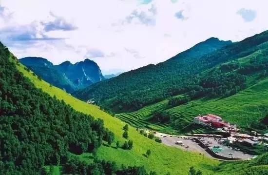 夏天天气这么热合适去哪儿玩,大暑去哪里玩比较凉快