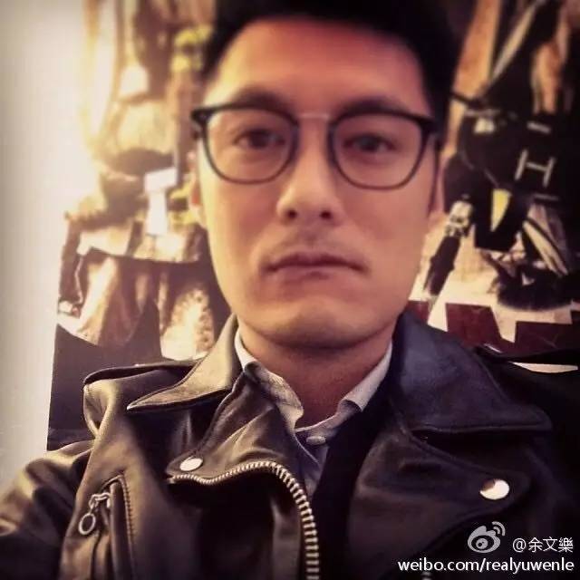 学生党买什么眼镜便宜好看,合适学生党戴的高颜值眼镜