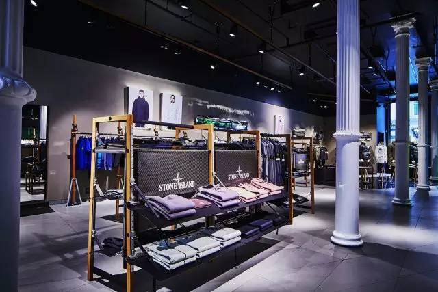 StoneIsland开放纽约旗舰店！高机能潮人的福利。
