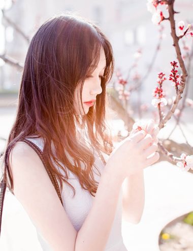 合适烫染的中分发型,中分发型自己怎么染发