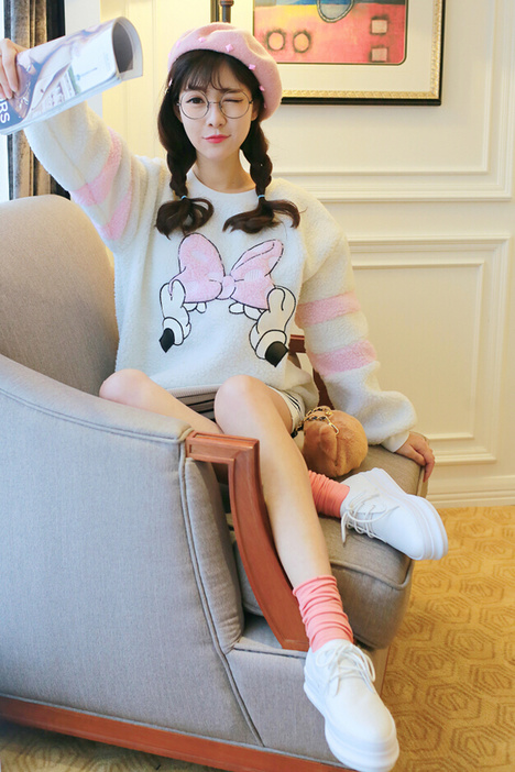 毛衣灯笼袖口收边针法视频教程 (从下往上织灯笼袖口的编织方法)