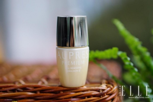 欧珀莱臻萃轻龄玻尿酸系列怎么样,欧珀莱臻萃轻松龄水润面膜好用吗