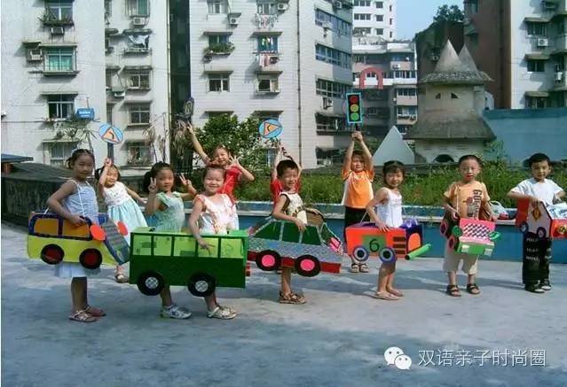 纸板益智类亲子游戏室内幼儿园,亲子纸箱游戏