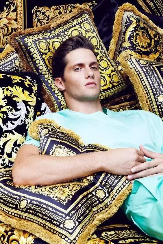 深挖寺库42件美好单品，我知道你想有点酷，但又怕太出格！