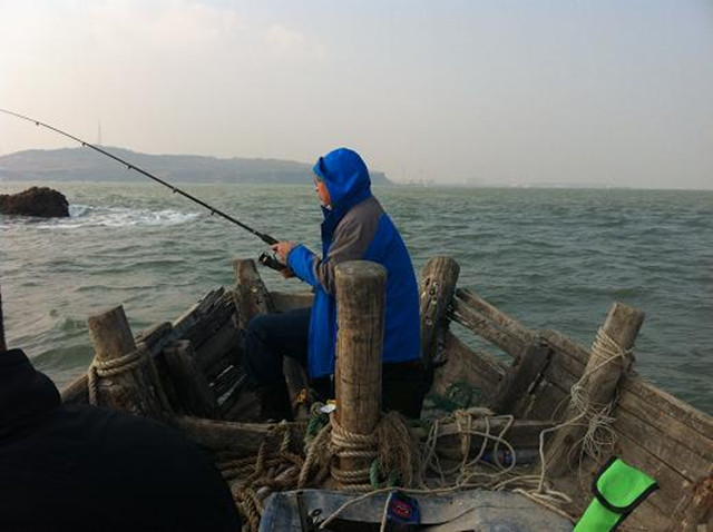 去海钓技巧图片大全,岸边海钓黄鱼的技巧