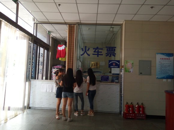 太原理工大学学姐迎新,新生怎么去太原理工大学