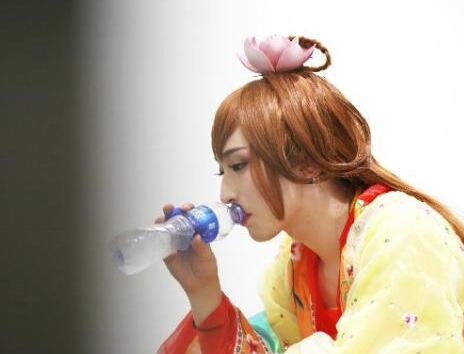 2016cj閲囪,2014骞碿j浜嬩欢