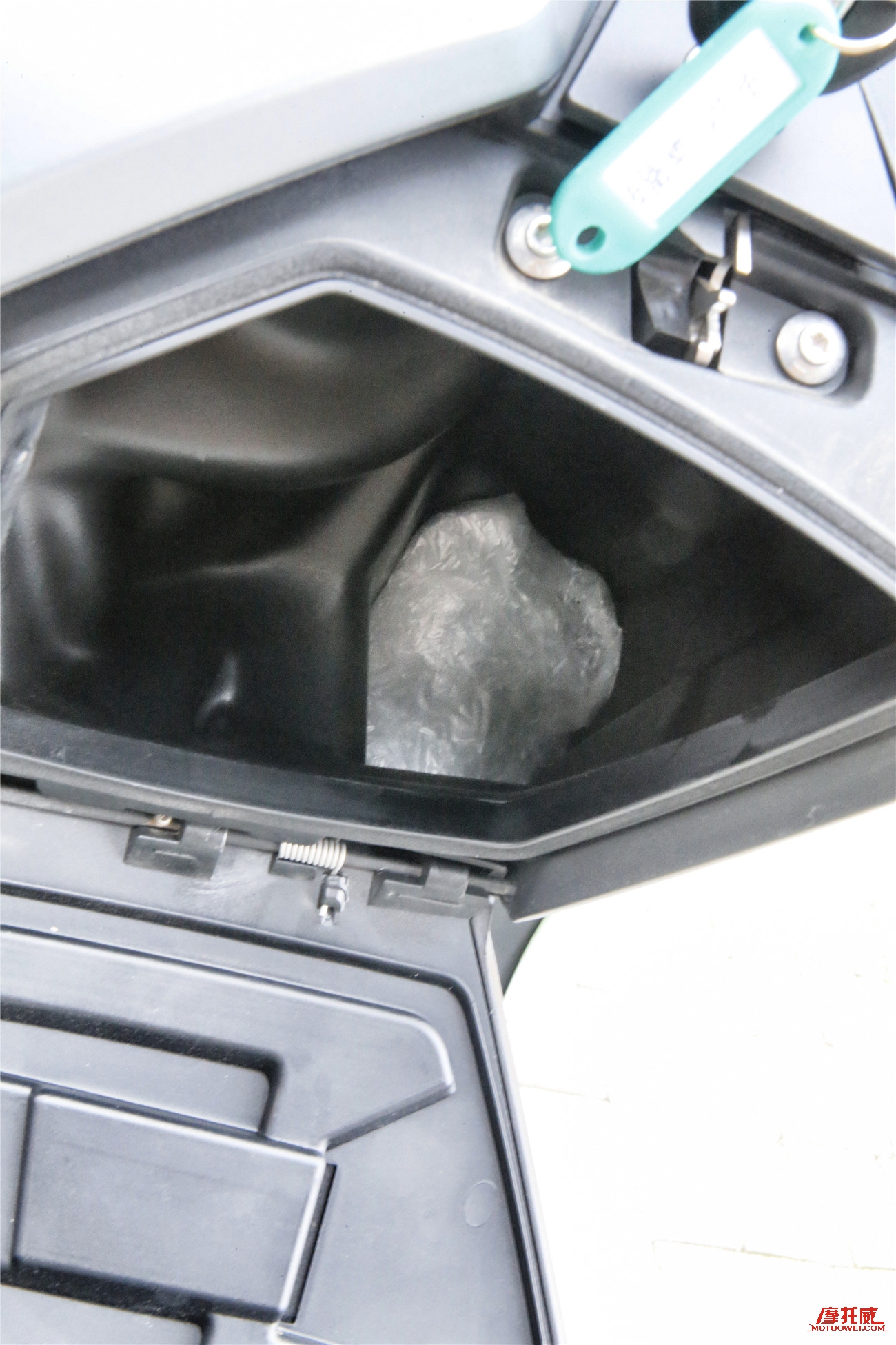 宝马电动摩托车cevolution缺点,宝马电动摩托车cevolution评测