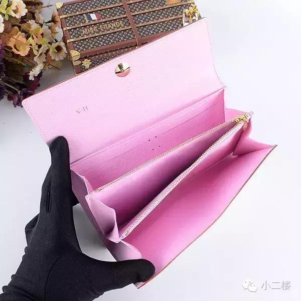 钱包要选什么样的才好,什么牌子的钱包好看合适女孩子