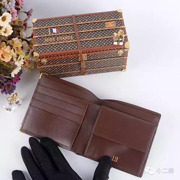 钱包要选什么样的才好,什么牌子的钱包好看合适女孩子