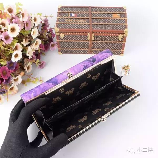 钱包要选什么样的才好,什么牌子的钱包好看合适女孩子