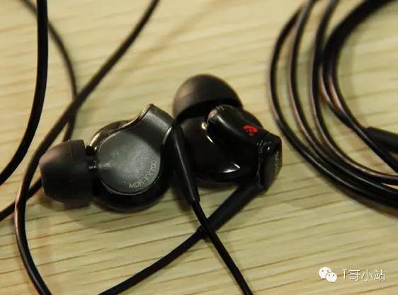 入耳式耳机排行榜,入耳式耳机排行榜推荐