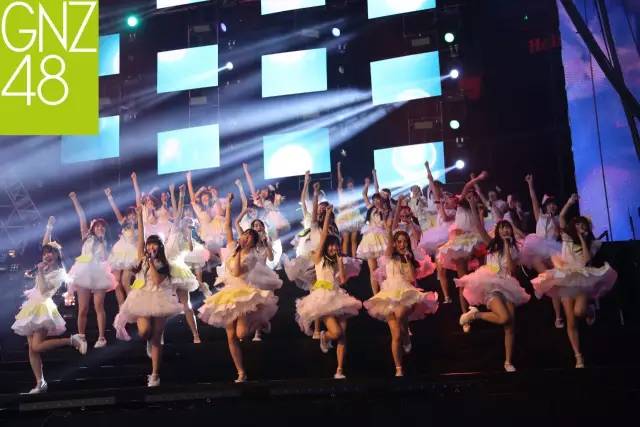 snh48第三届总决选演唱会刘昊然,snh48第十届总选演唱会完全版