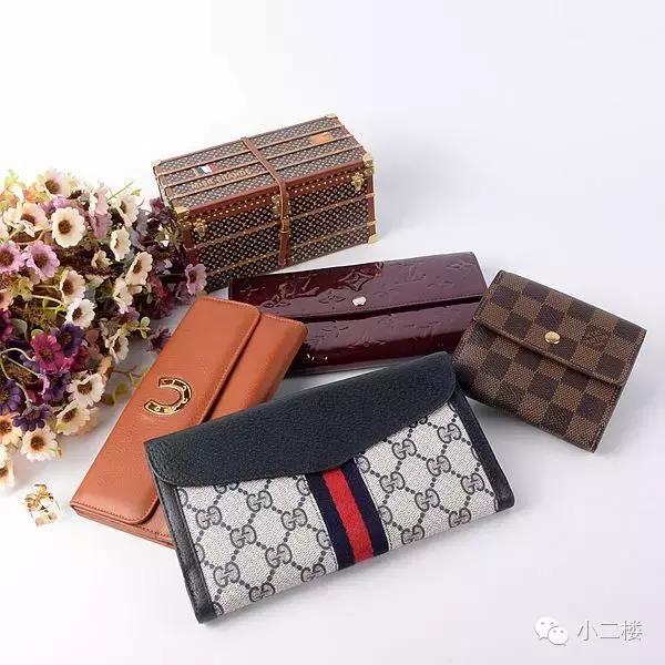 钱包要选什么样的才好,什么牌子的钱包好看合适女孩子