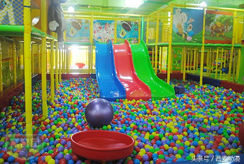 游乐场室内儿童乐园加盟厂家,开室内儿童游乐场多少钱