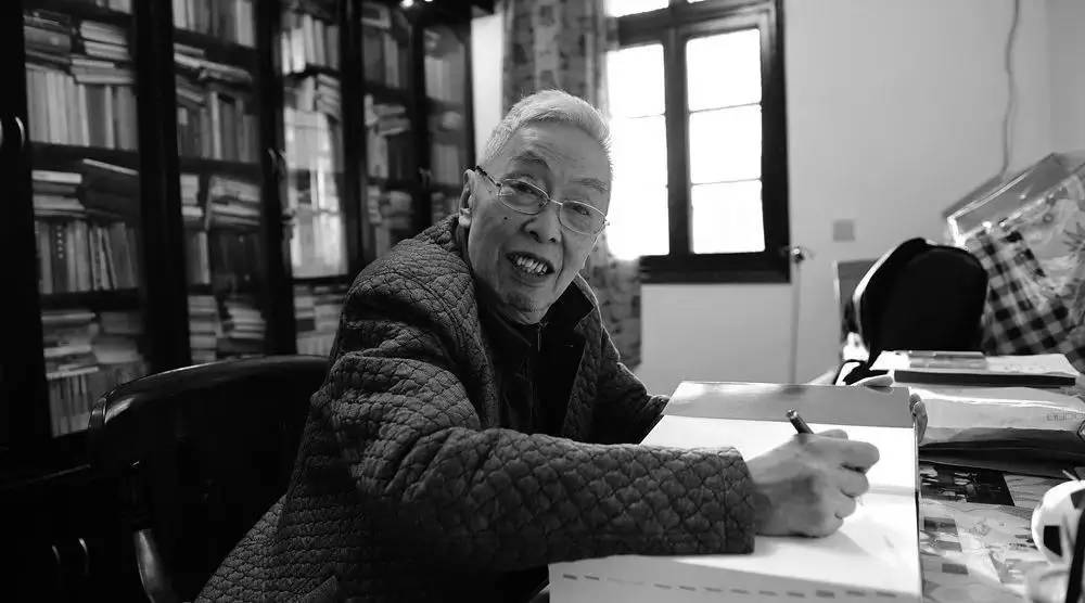 他说：我不相信有人会自恋到认为能够不学外语了|缅怀陆谷孙先生