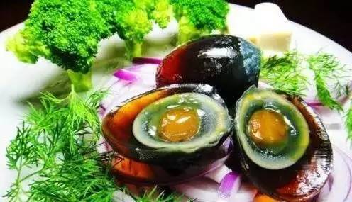 吓哭外国人的美食博主,盘点十种能吓哭小孩的美食