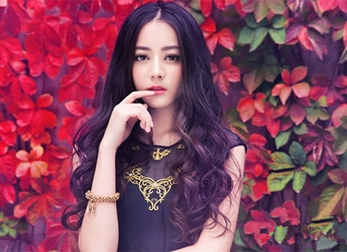 圆脸也能够中分,大圆脸侧分中分哪个瘦脸