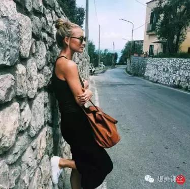 让我们看看这些小众的时尚圈的网红脸，宝宝也想这么火的大红大紫