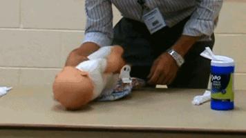 金牌月嫂必备技巧,金牌月嫂带宝妈们避坑