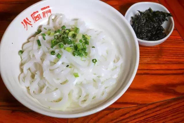 全城“通缉”湖南籍人士，这家传承400年的老店要请你吃臭豆腐