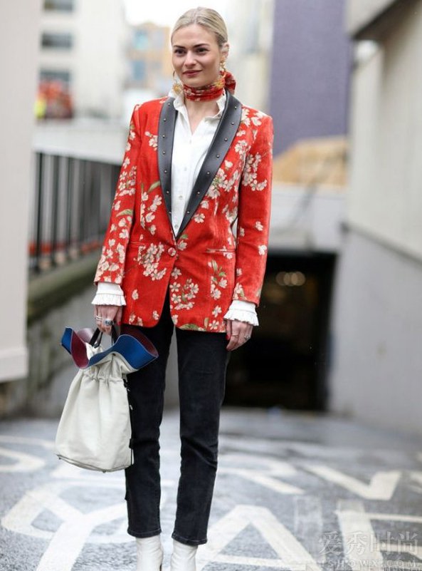 大丝巾丝巾扣的系法大全,三角丝巾的系法图解视频