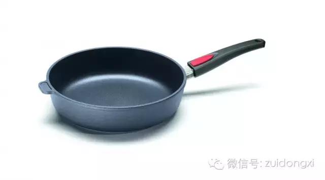 用煎蛋锅煎蛋真是仪式感满满,怎样用煎蛋锅煎蛋不糊又熟透