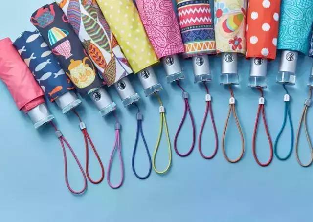 夏天最合适的雨伞 (教你如何挑选小众又高级的雨伞)