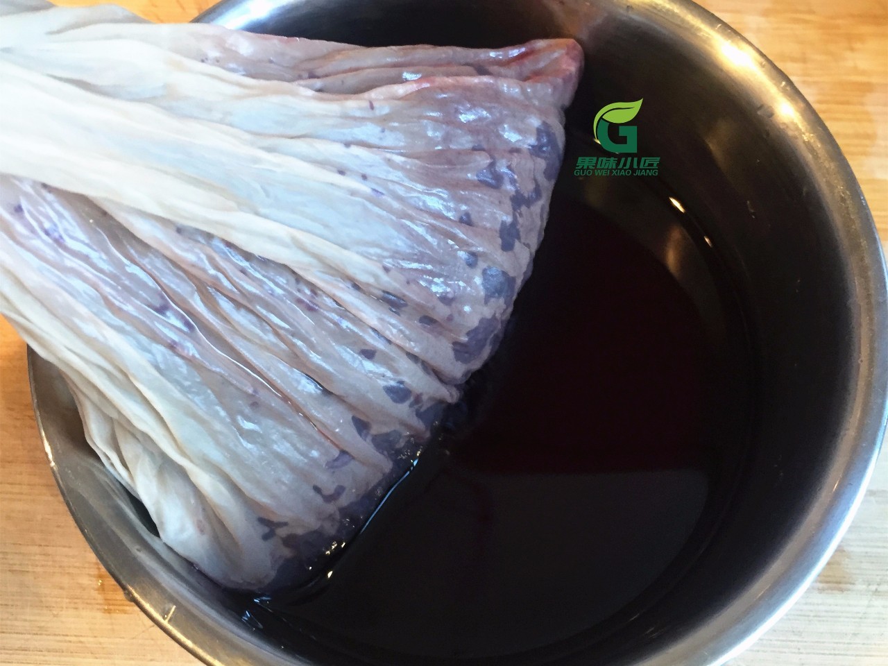 蓝莓酒的制作方法和注意事项,自制蓝莓酒最正确的方法